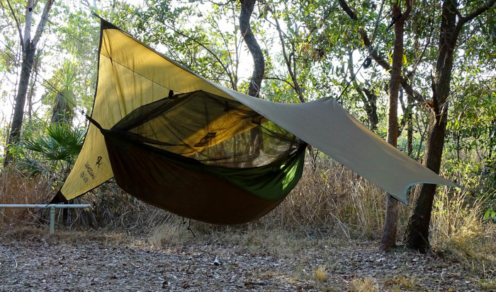 outdoor Hängematte adventure tarp
